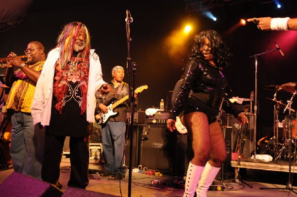 George Clinton and Parliament Funkadelic at Stubb's BarBQ, Austin Texas, 04