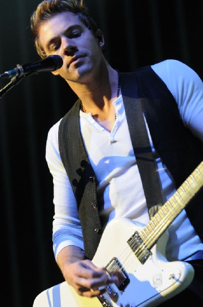 Plain White T's at the Frank Erwin Center, Austin, Texas