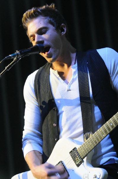 Plain White T's at the Frank Erwin Center, Austin, Texas