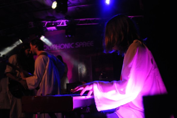 Polyphonic Spree at La Zona Rosa, Austin Texas 02/15/12 - photo by jeff bar