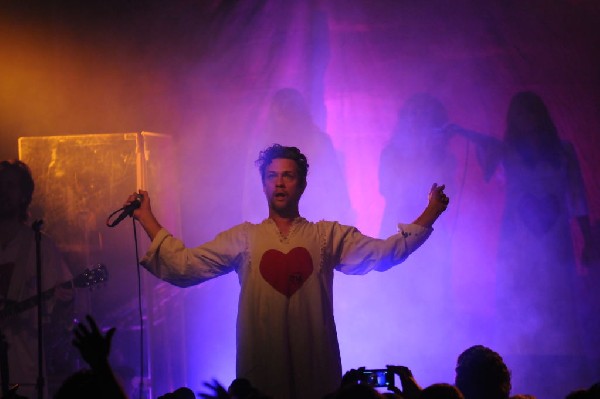 Polyphonic Spree at La Zona Rosa, Austin Texas 02/15/12 - photo by jeff bar