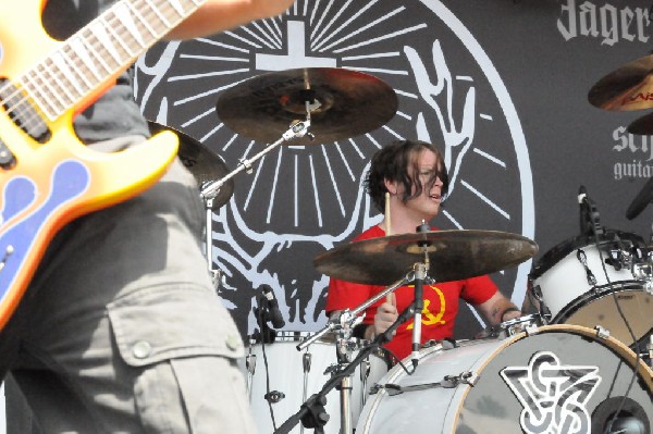 Powderburn at the Mayhem Festival Verizon Wireless Amphitheater