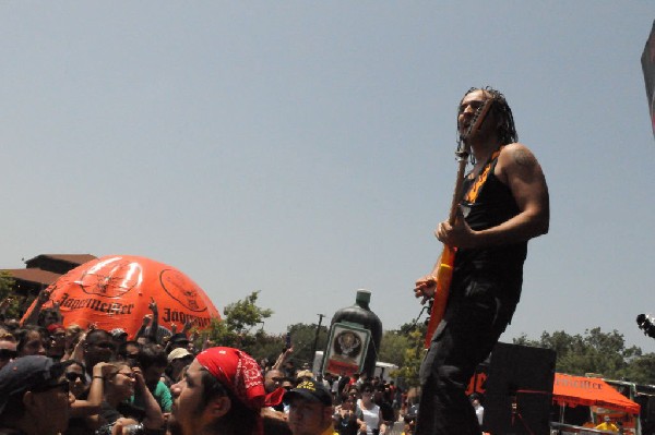Powderburn at the Mayhem Festival Verizon Wireless Amphitheater
