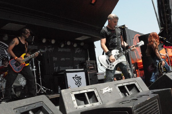 Powderburn at the Mayhem Festival Verizon Wireless Amphitheater