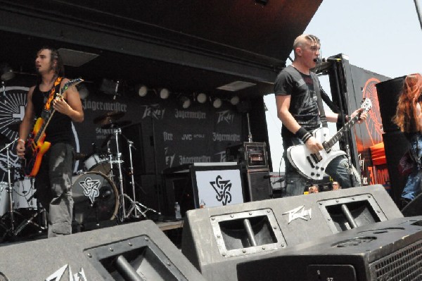 Powderburn at the Mayhem Festival Verizon Wireless Amphitheater