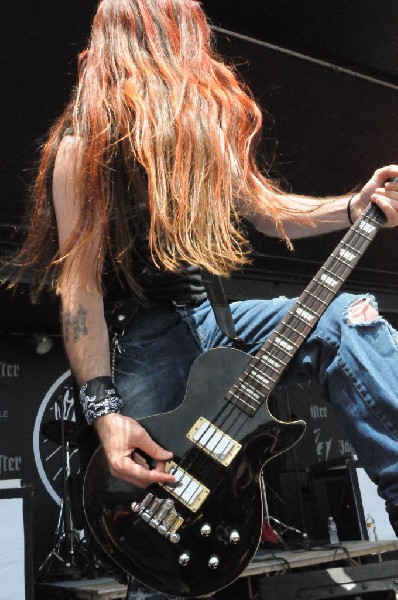 Powderburn at the Mayhem Festival Verizon Wireless Amphitheater