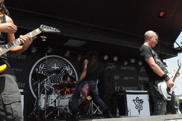 Powderburn at the Mayhem Festival Verizon Wireless Amphitheater