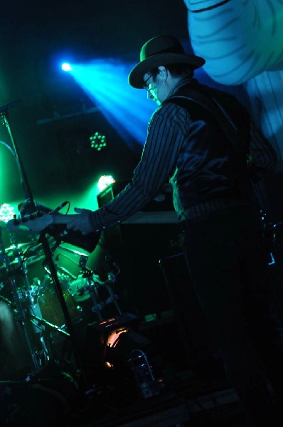 Primus at Stubb's BarBQ, Austin, Texas 05/24/11 - photo by jeff barringer