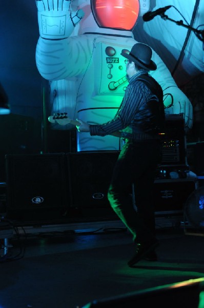 Primus at Stubb's BarBQ, Austin, Texas 05/24/11 - photo by jeff barringer