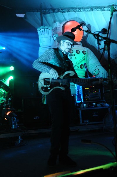 Primus at Stubb's BarBQ, Austin, Texas 05/24/11 - photo by jeff barringer