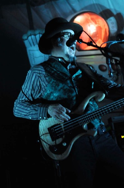 Primus at Stubb's BarBQ, Austin, Texas 05/24/11 - photo by jeff barringer