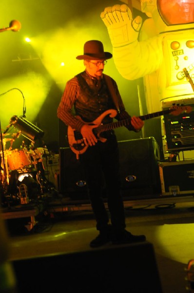 Primus at Stubb's BarBQ, Austin, Texas 05/24/11 - photo by jeff barringer