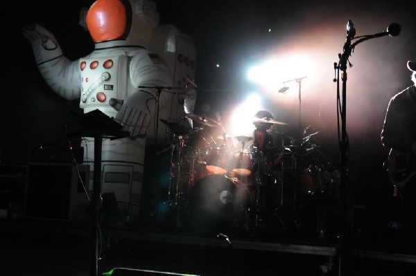 Primus at Stubb's BarBQ, Austin, Texas 05/24/11 - photo by jeff barringer