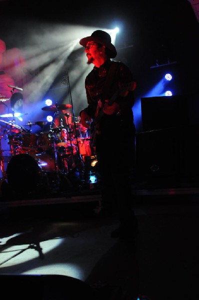 Primus at Stubb's BarBQ, Austin, Texas 05/24/11 - photo by jeff barringer