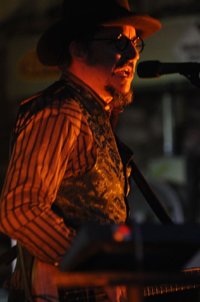 Primus at Stubb's BarBQ, Austin, Texas 05/24/11 - photo by jeff barringer