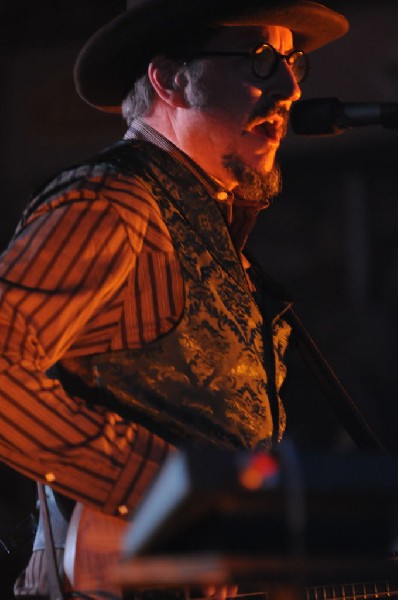 Primus at Stubb's BarBQ, Austin, Texas 05/24/11 - photo by jeff barringer