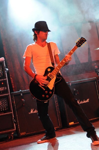 Puddle Of Mudd at Stubb's BarBQ, Austin, Texas