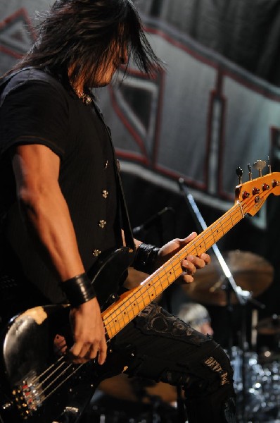 Ratt at the AT&T Center in San Antonio, Texas 07/23/10 - photo by Jeff