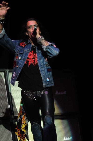 Ratt at the AT&T Center in San Antonio, Texas 07/23/10 - photo by Jeff