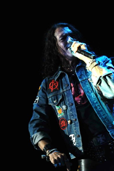 Ratt at the AT&T Center in San Antonio, Texas 07/23/10 - photo by Jeff