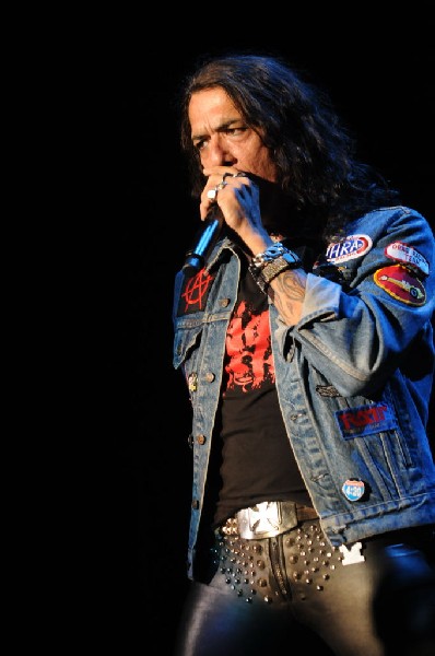 Ratt at the AT&T Center in San Antonio, Texas 07/23/10 - photo by Jeff