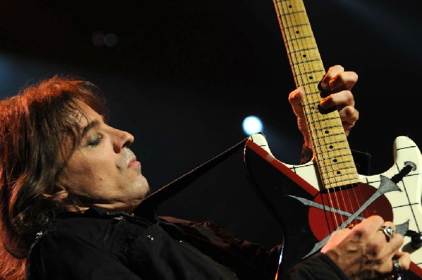 Ratt at the AT&T Center in San Antonio, Texas 07/23/10 - photo by Jeff