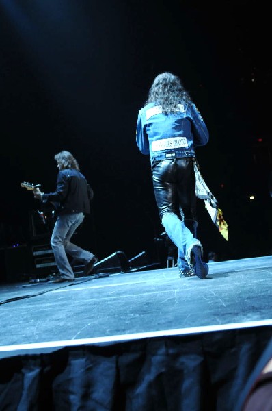 Ratt at the AT&T Center in San Antonio, Texas 07/23/10 - photo by Jeff