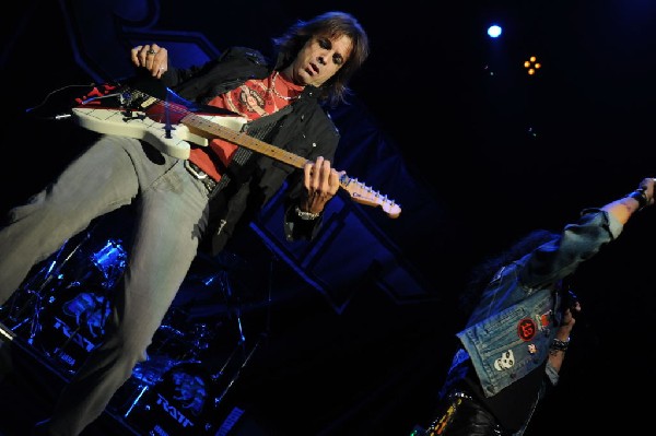 Ratt at the AT&T Center in San Antonio, Texas 07/23/10 - photo by Jeff