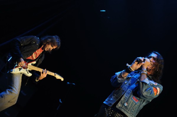 Ratt at the AT&T Center in San Antonio, Texas 07/23/10 - photo by Jeff