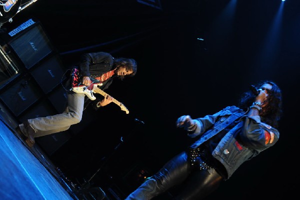 Ratt at the AT&T Center in San Antonio, Texas 07/23/10 - photo by Jeff