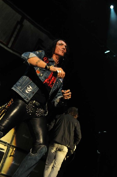 Ratt at the AT&T Center in San Antonio, Texas 07/23/10 - photo by Jeff
