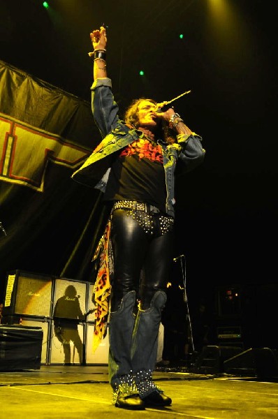 Ratt at the AT&T Center in San Antonio, Texas 07/23/10 - photo by Jeff
