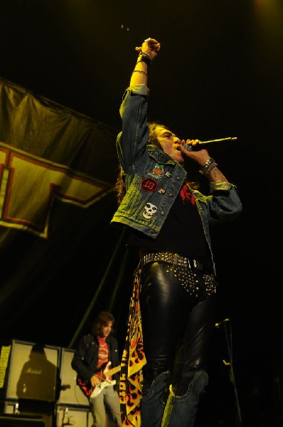 Ratt at the AT&T Center in San Antonio, Texas 07/23/10 - photo by Jeff