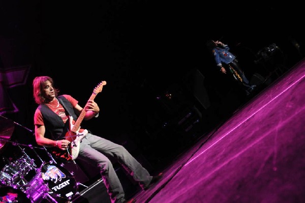 Ratt at the AT&T Center in San Antonio, Texas 07/23/10 - photo by Jeff