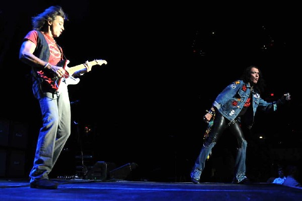 Ratt at the AT&T Center in San Antonio, Texas 07/23/10 - photo by Jeff