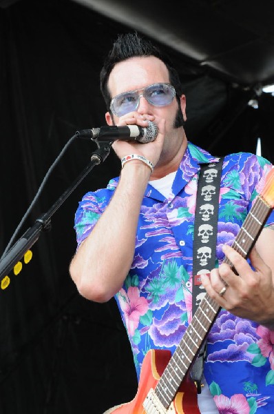 Reel Big Fish on the Route 66 Stage, Warped Tour, Verizon Wireless Amphithe