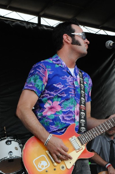 Reel Big Fish on the Route 66 Stage, Warped Tour, Verizon Wireless Amphithe