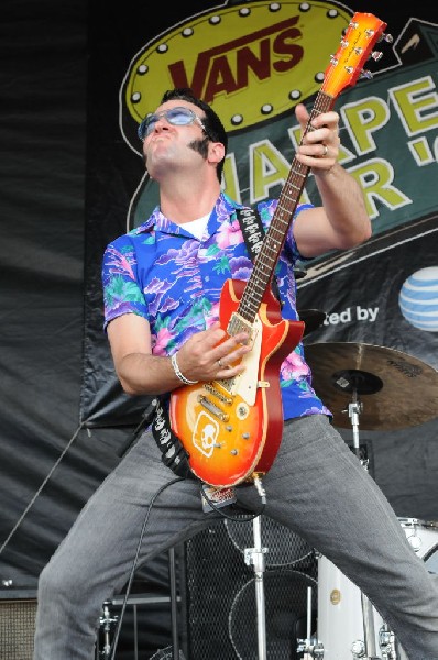 Reel Big Fish on the Route 66 Stage, Warped Tour, Verizon Wireless Amphithe