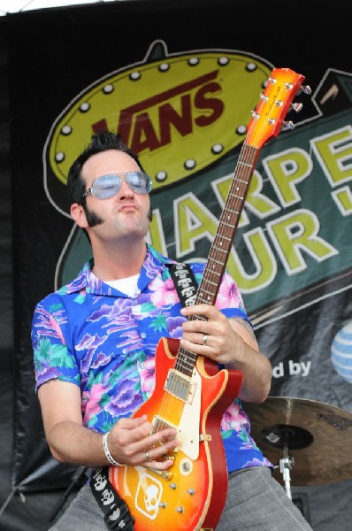 Reel Big Fish on the Route 66 Stage, Warped Tour, Verizon Wireless Amphithe