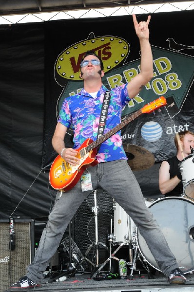 Reel Big Fish on the Route 66 Stage, Warped Tour, Verizon Wireless Amphithe