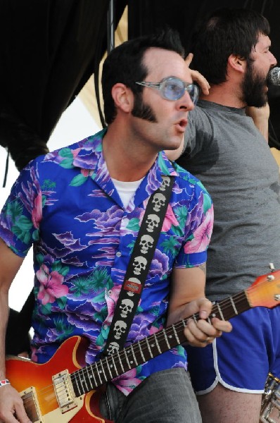 Reel Big Fish on the Route 66 Stage, Warped Tour, Verizon Wireless Amphithe