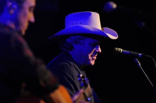 Robert Earl Keen at La Zona Rosa, Austin, Texas