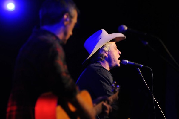 Robert Earl Keen at La Zona Rosa, Austin, Texas
