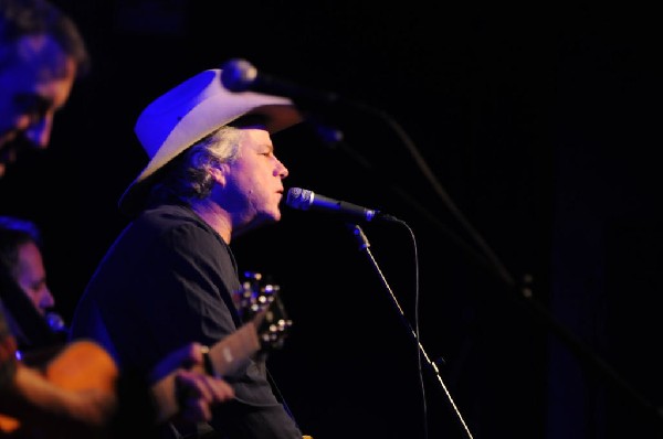 Robert Earl Keen at La Zona Rosa, Austin, Texas