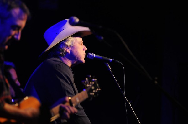 Robert Earl Keen at La Zona Rosa, Austin, Texas