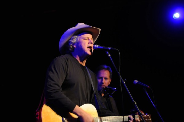 Robert Earl Keen at La Zona Rosa, Austin, Texas