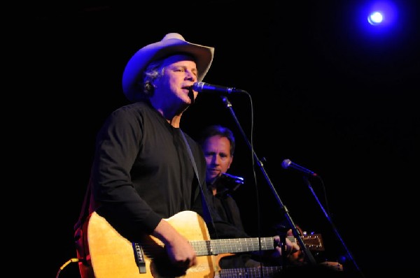 Robert Earl Keen at La Zona Rosa, Austin, Texas