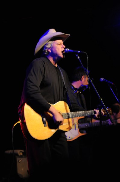 Robert Earl Keen at La Zona Rosa, Austin, Texas