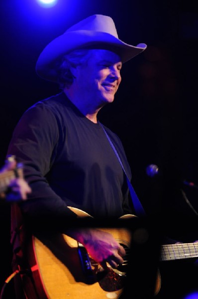Robert Earl Keen at La Zona Rosa, Austin, Texas