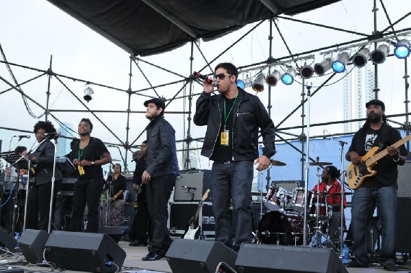 Roots Revealers at the Austin Reggae Festival, 04/17/10, Auditorium Shores,